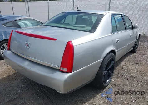 2007 Cadillac Dts Luxury I z USA, uszkodzony, nr VIN 1G6KD57Y57U232976